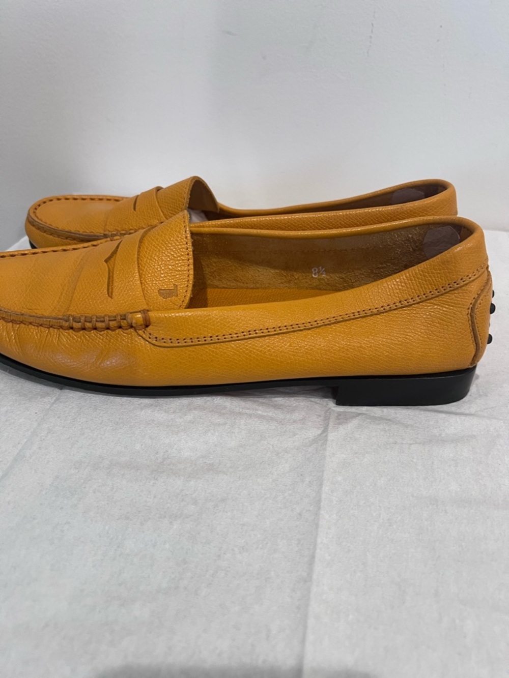 Tod's Gommino Penny Leather Loafers - Picture 2 of 7